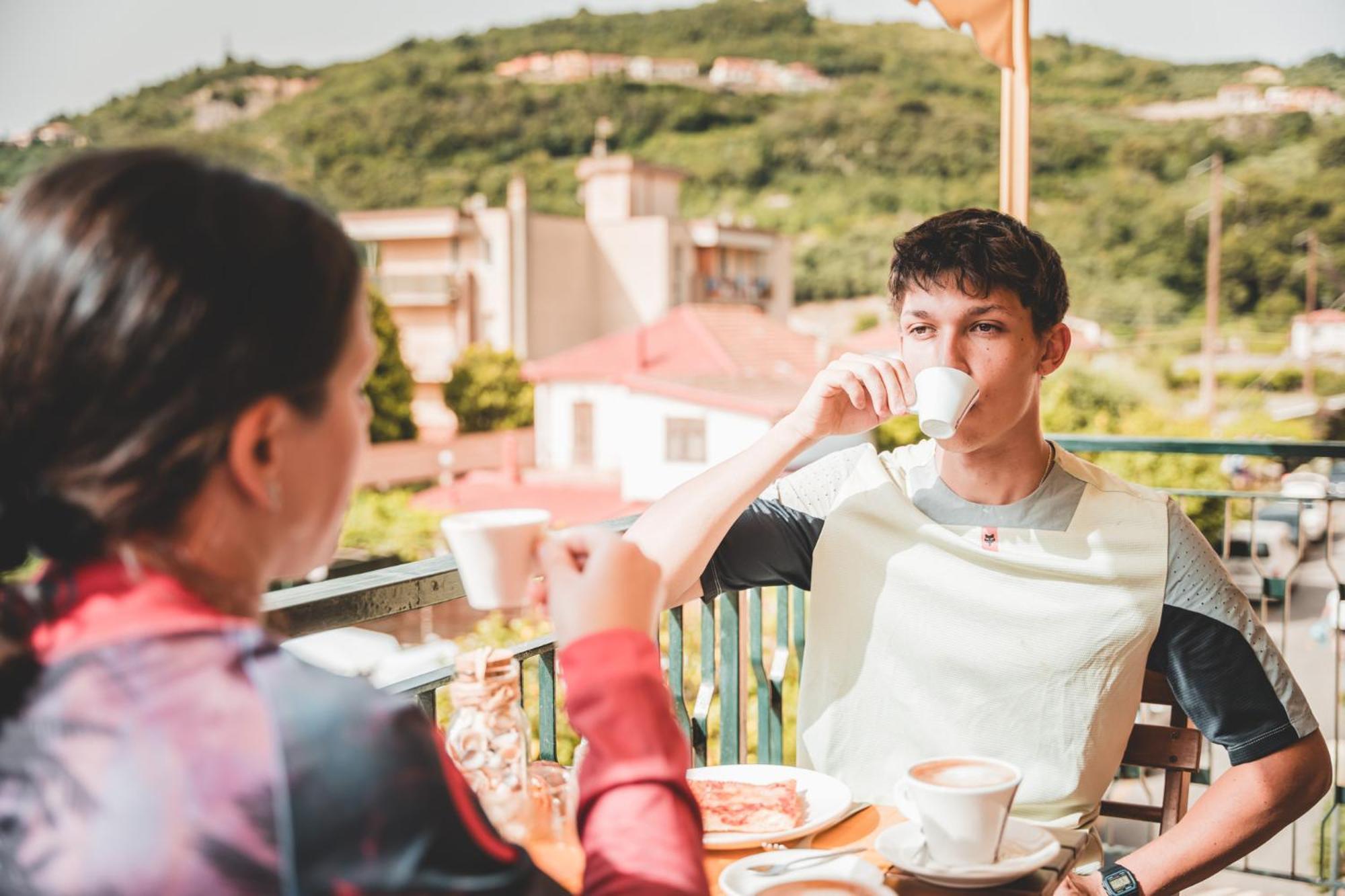Residence Holidays Pietra Ligure Bagian luar foto