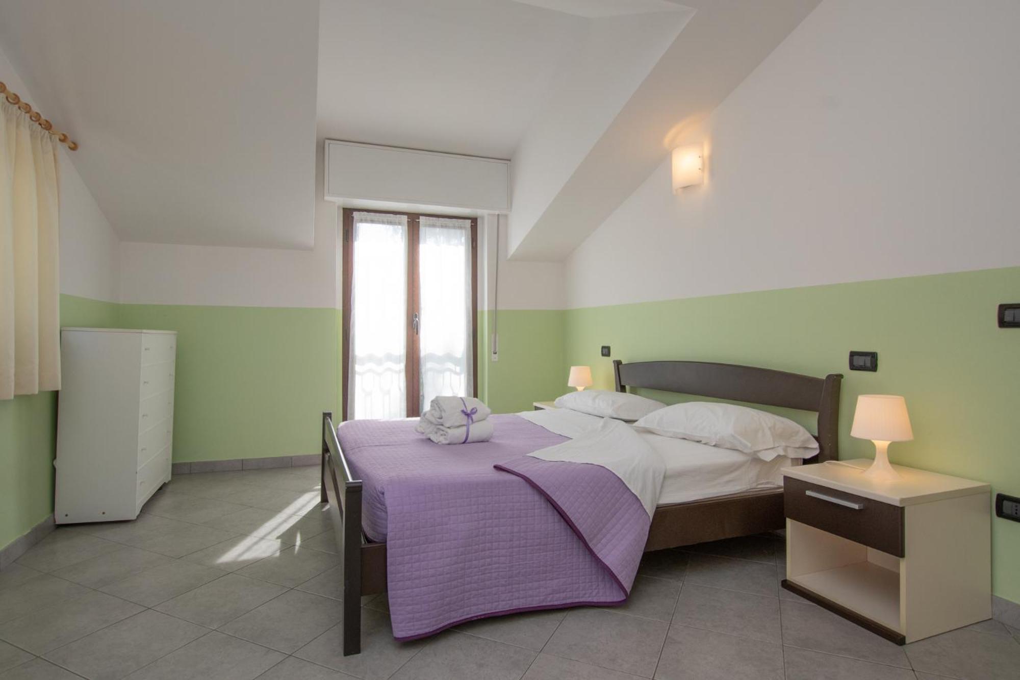 Residence Holidays Pietra Ligure Bagian luar foto